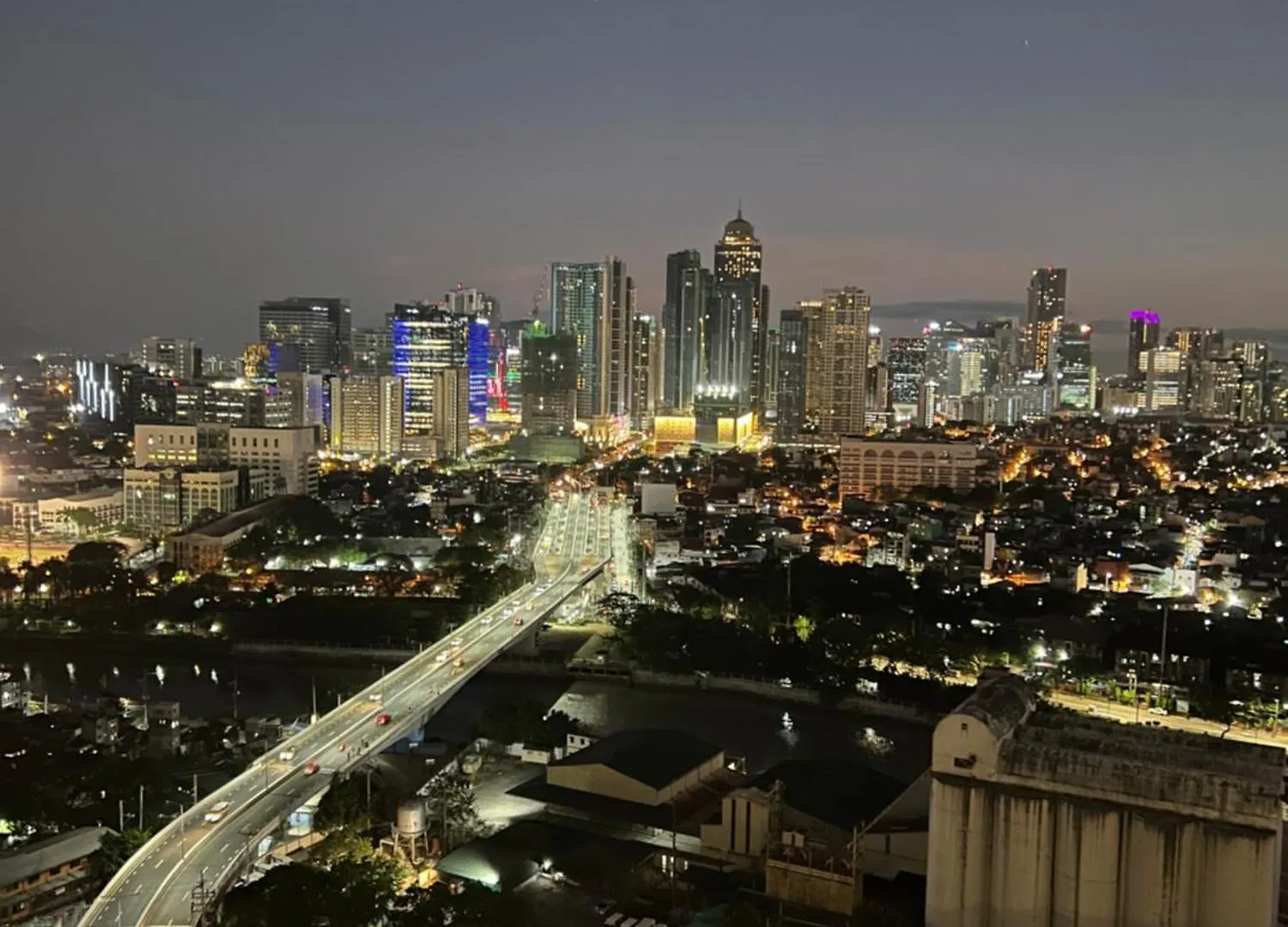 Near Bgc Makati Ortigas 1Br Wi-Fi Netflix Balcony Apartment Manila