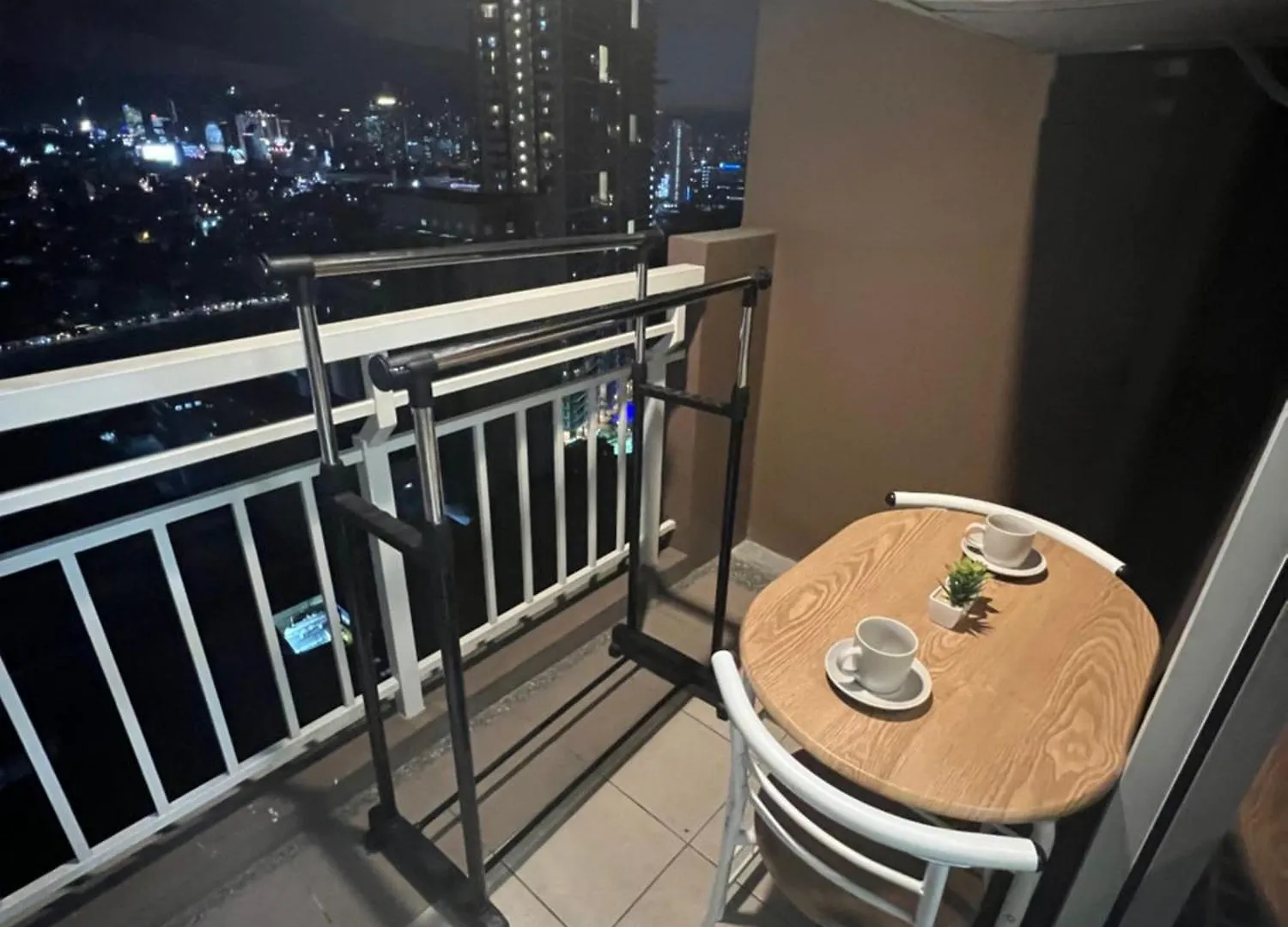 Apartmán Near Bgc Makati Ortigas 1Br Wi-Fi Netflix Balcony Manila