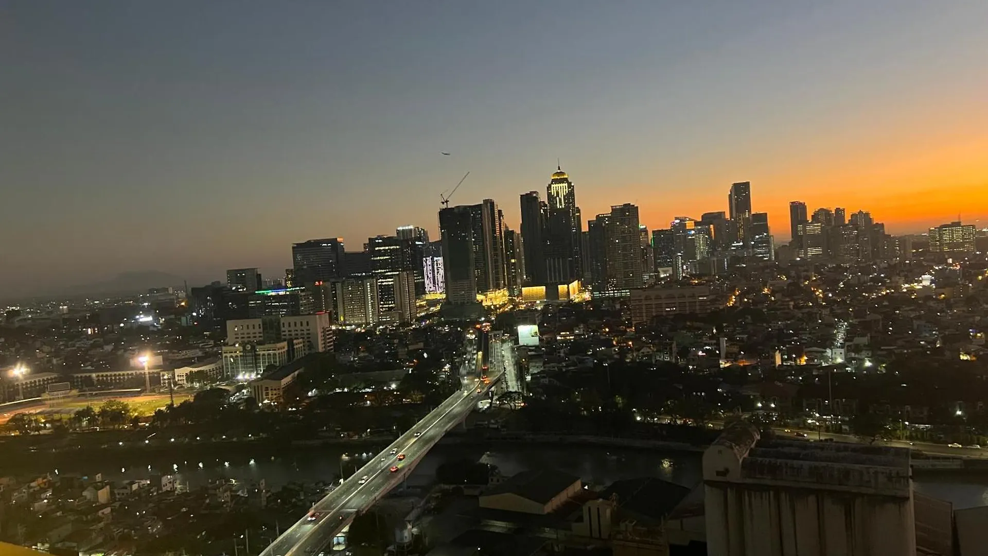 Near Bgc Makati Ortigas 1Br Wi-Fi Netflix Balcony Διαμέρισμα Μανίλα Φιλιππίνες